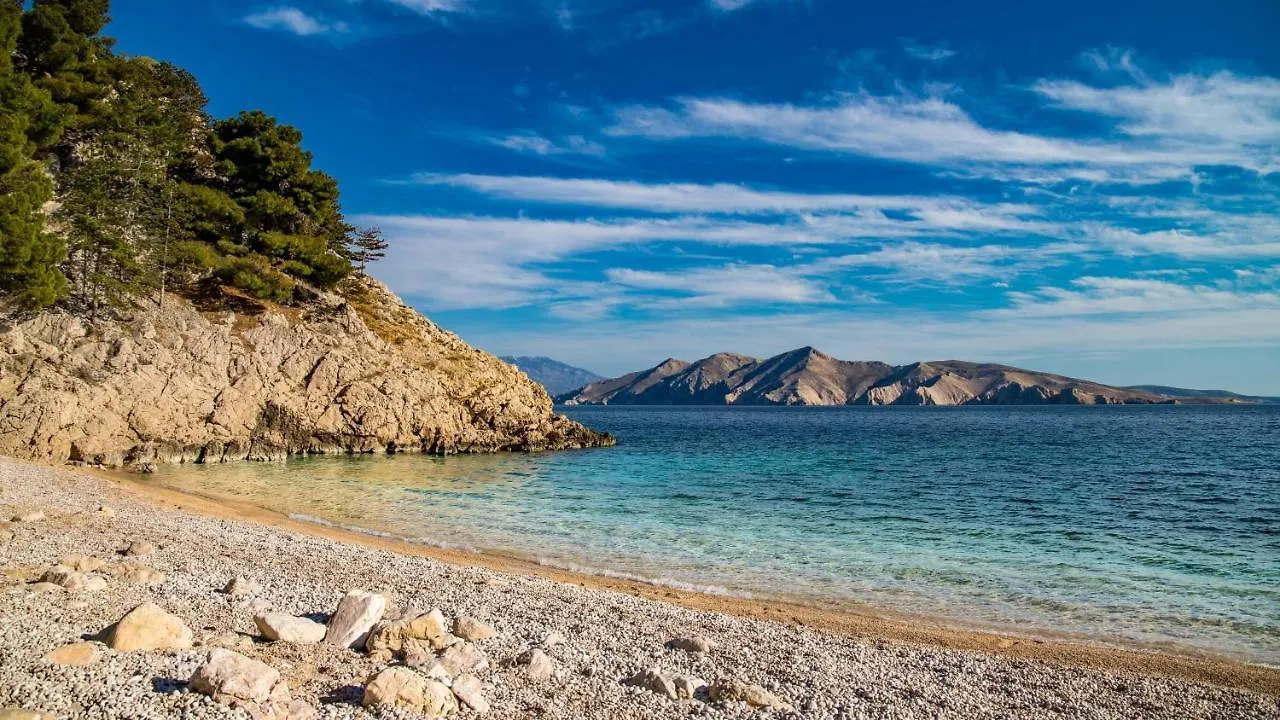 Apartments With A Parking Space Baska, Krk - 5444 0*, Baska (Krk) Croatia