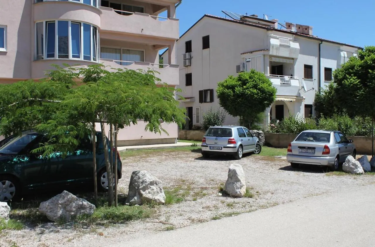 Apartments With A Parking Space Baska, Krk - 5444